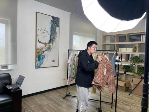 人生就是博尊龙国际抗疫12